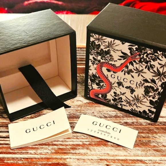 Gucci Serpent Jewelry Gift Box & Care Booklet 3" Square Snake Floral Black Pink - Picture 2 of 7